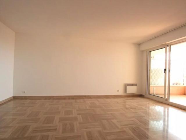 APPARTEMENT 2 PIÈCES NICE OUEST QUARTIER CORNICHE FLEURIE NICE 