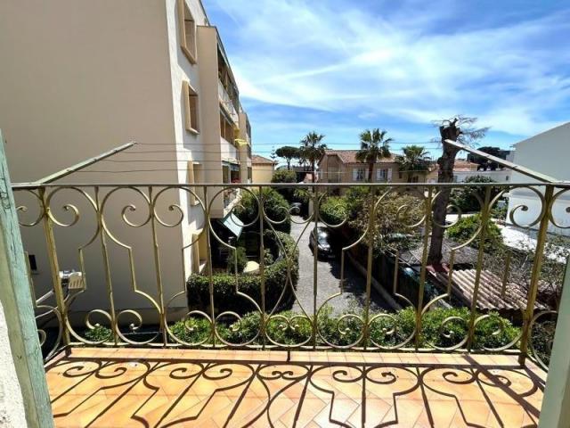 APPARTEMENT STUDIO 1 PIÈCE NICE OUEST AVENUE SAINT AUGUSTIN 