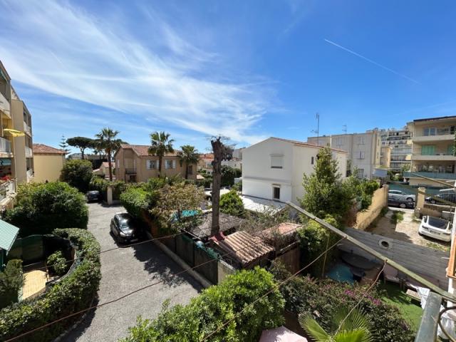 APPARTEMENT STUDIO 1 PIÈCE NICE OUEST AVENUE SAINT AUGUSTIN 